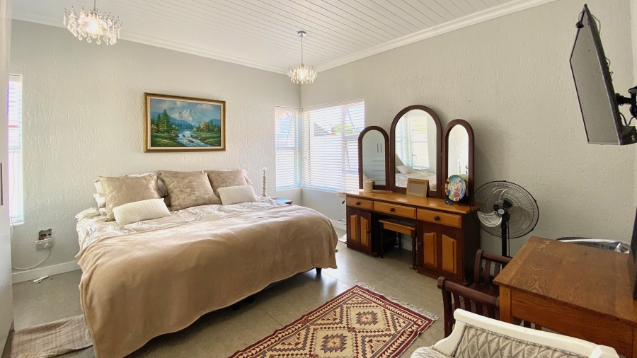 3 Bedroom Property for Sale in Port Owen Western Cape